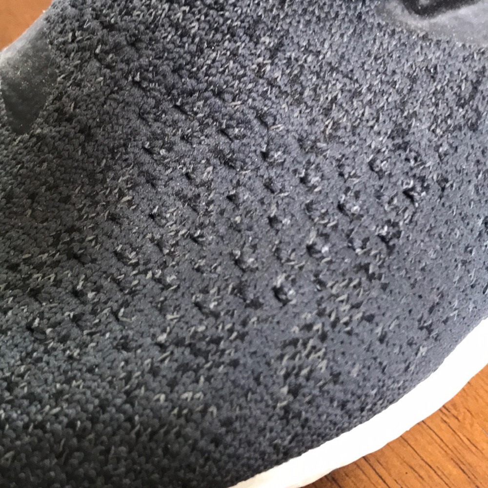 Comfy Adidas - Picture 6 of 8